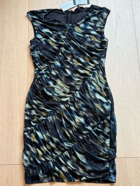 NWT Guess Everly Mesh Ruched Bodycon Midi Dress Untamed Print Size 12